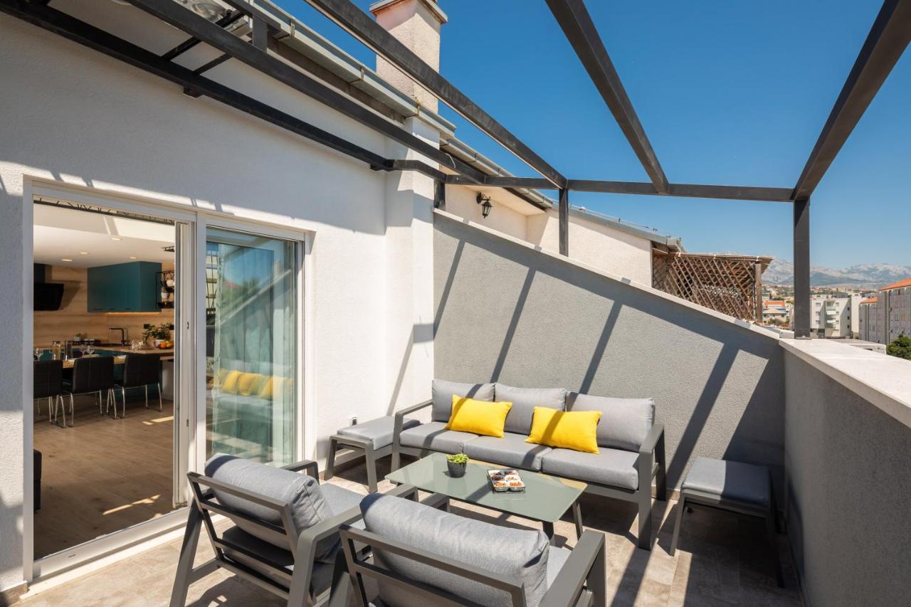 Modern Beleca Near Split Apartment